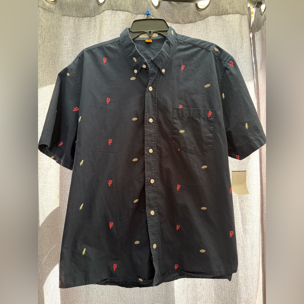 Men's Navy Short Sleeve Shirt with Embroidered lobster and corn stitching